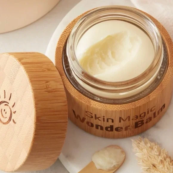 Skin Magic Wonder Balm - Picture 2 of 2